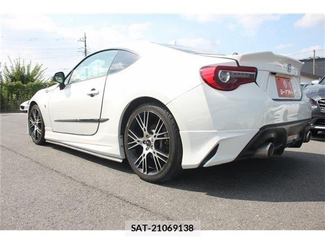 Toyota 86 2016-12 8071469-15