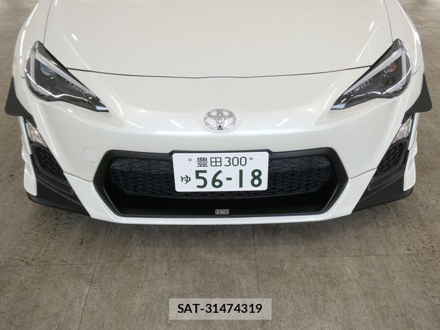 Toyota 86 2012-10 8071995-11