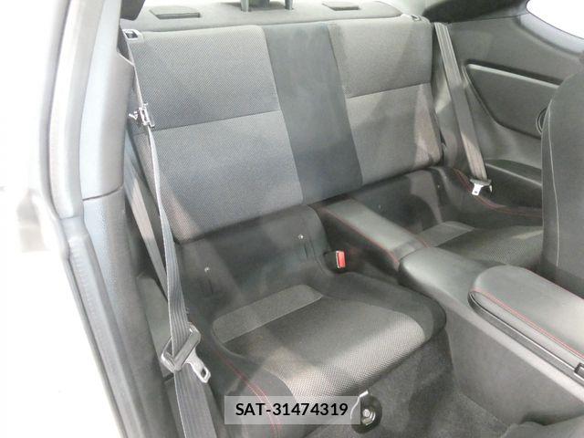 Toyota 86 2012-10 8071995-17