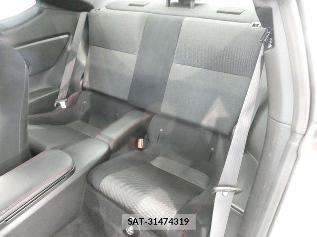 Toyota 86 2012-10 8071995-18