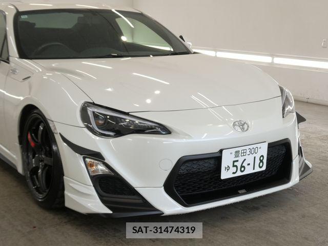 Toyota 86 2012-10 8071995-8