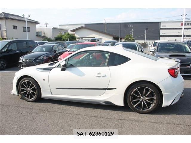 Toyota 86 2016-10 8071347-14