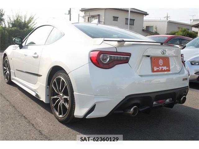 Toyota 86 2016-10 8071347-15
