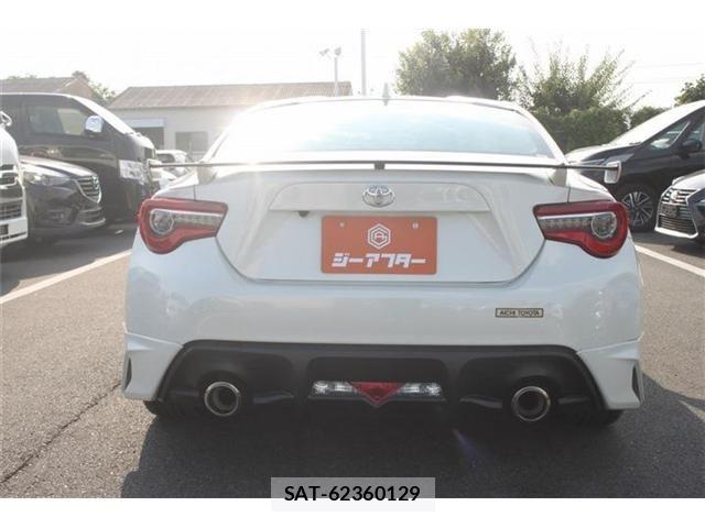 Toyota 86 2016-10 8071347-16