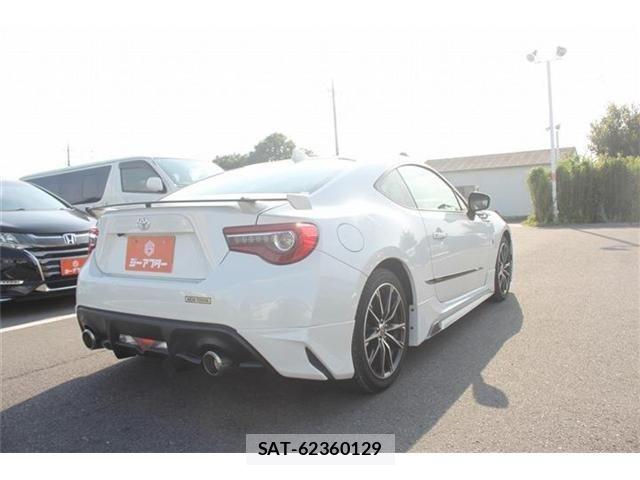 Toyota 86 2016-10 8071347-21