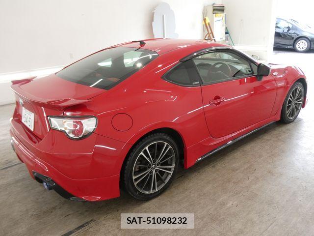 Toyota 86 2013-10 8072091-10