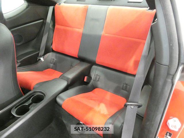 Toyota 86 2013-10 8072091-16