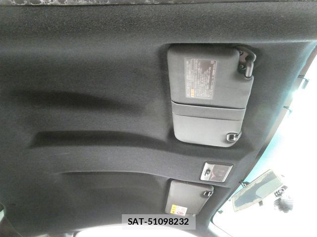 Toyota 86 2013-10 8072091-28