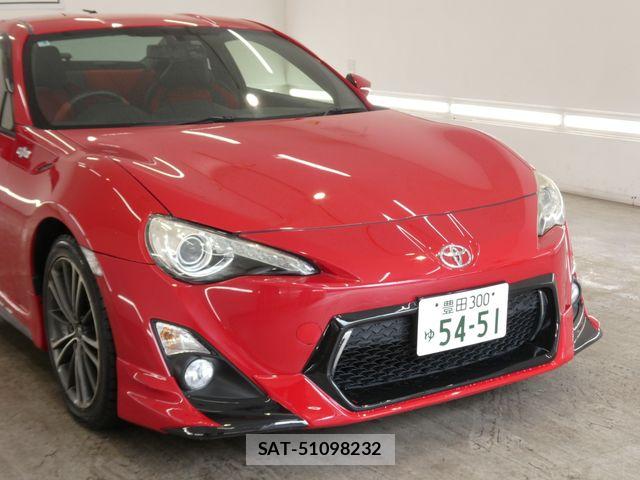 Toyota 86 2013-10 8072091-3