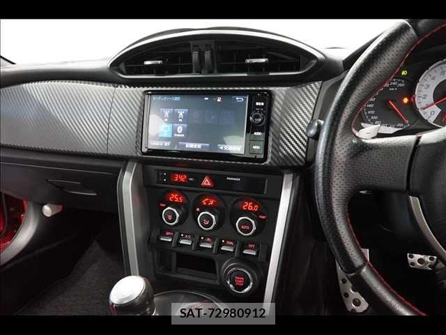 Toyota 86 2015-04 8072104-10