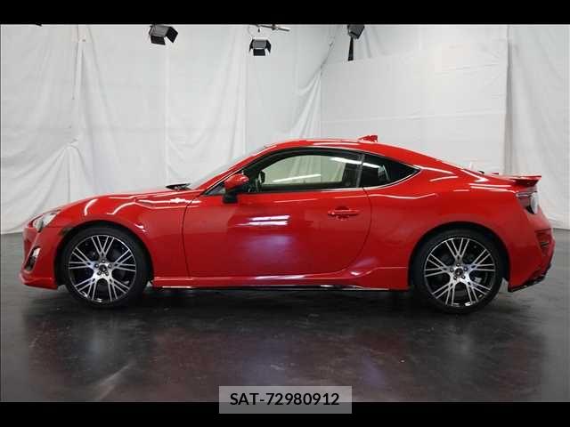 Toyota 86 2015-04 8072104-14