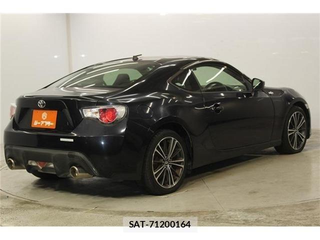 Toyota 86 2012-08 8097223-4