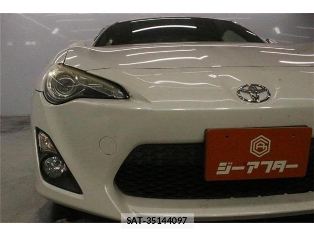 Toyota 86 2013-07 8097265-10