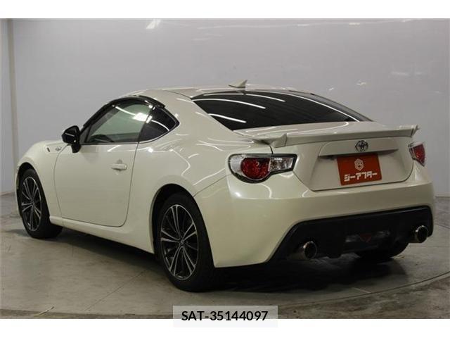 Toyota 86 2013-07 8097265-6
