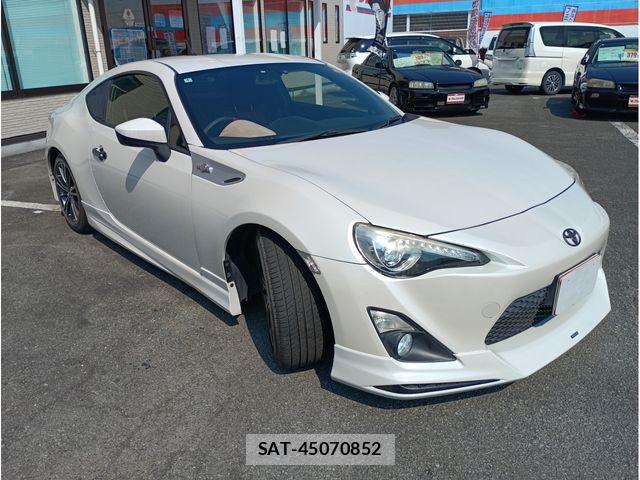 Toyota 86 2014-04 8097129-2