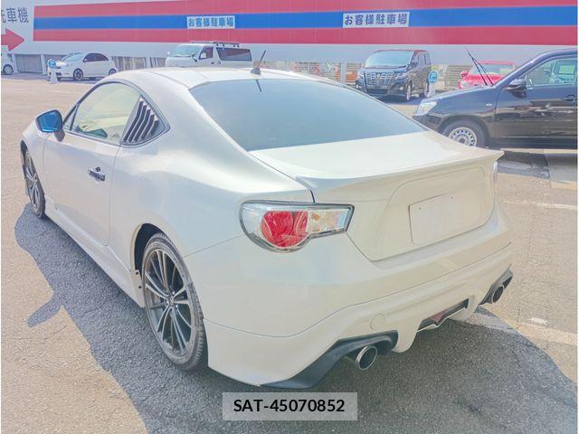Toyota 86 2014-04 8097129-4