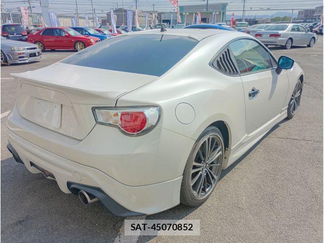 Toyota 86 2014-04 8097129-6