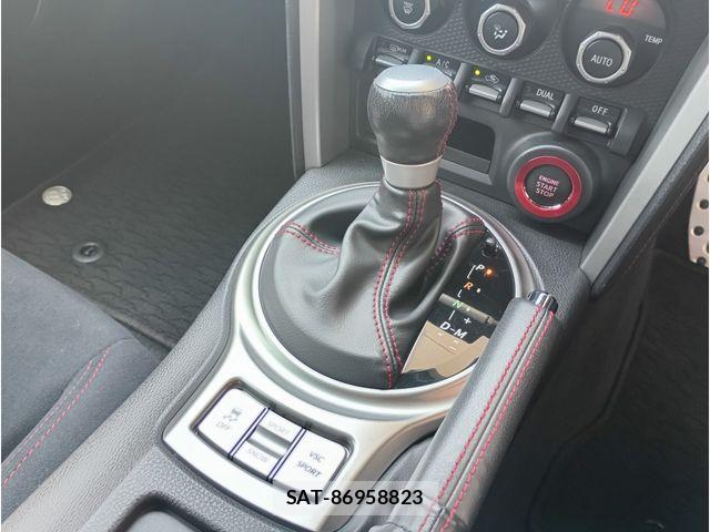 Toyota 86 2012-12 8125114-15