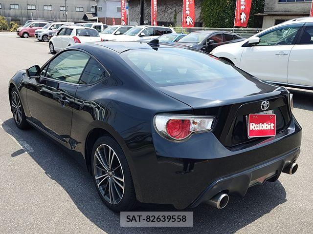 Toyota 86 2015-12 8144671-1