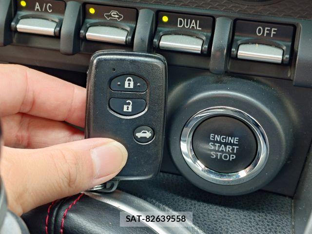 Toyota 86 2015-12 8144671-28