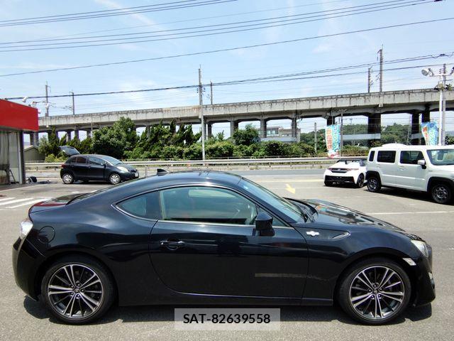 Toyota 86 2015-12 8144671-8