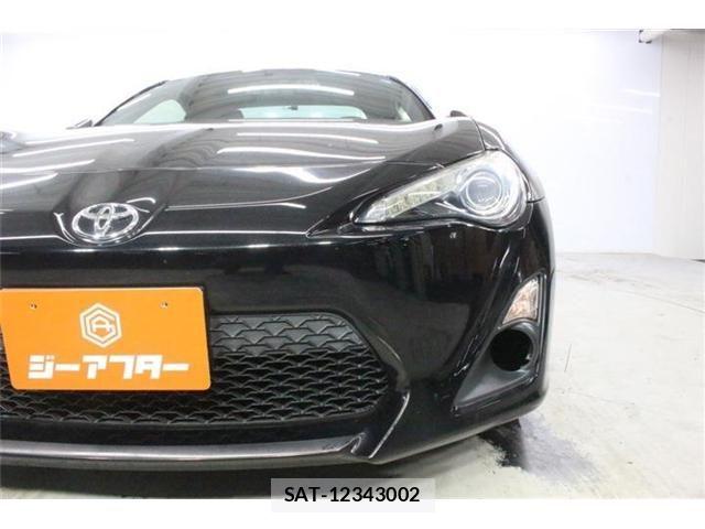 Toyota 86 2013-09 8144672-12
