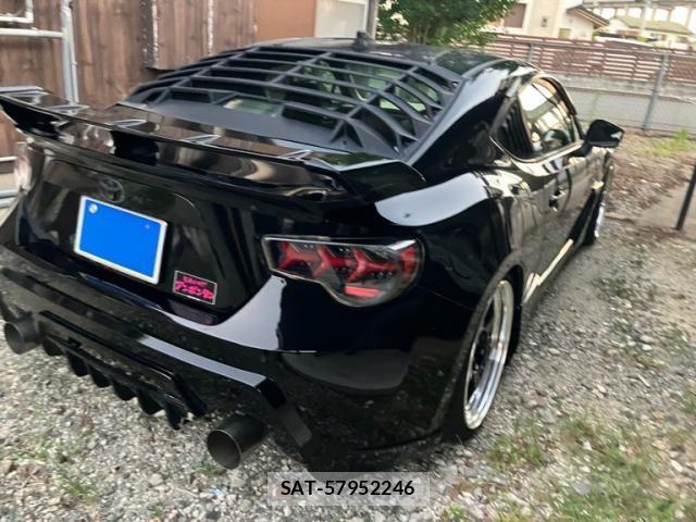 Toyota 86 2013-08 8157207-2