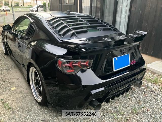 Toyota 86 2013-08 8157207-3