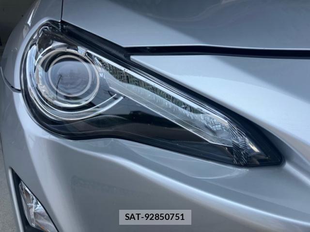 Toyota 86 2014-05 8157210-5