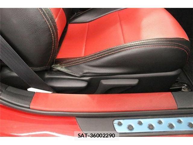 Toyota 86 2012-10 8156875-29