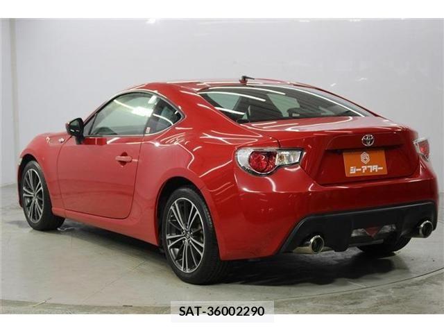 Toyota 86 2012-10 8156875-7