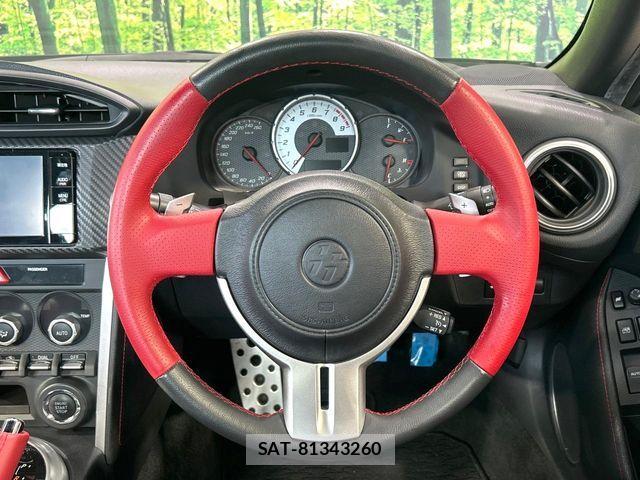 Toyota 86 2016-06 8205676-8