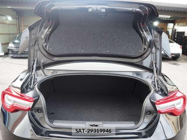 Toyota 86 2012-10 8205790-10