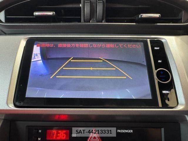 Toyota 86 2012-10 8227929-22