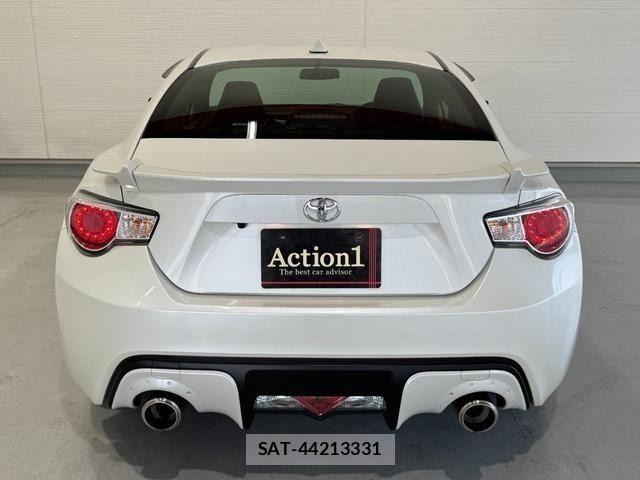 Toyota 86 2012-10 8227929-4