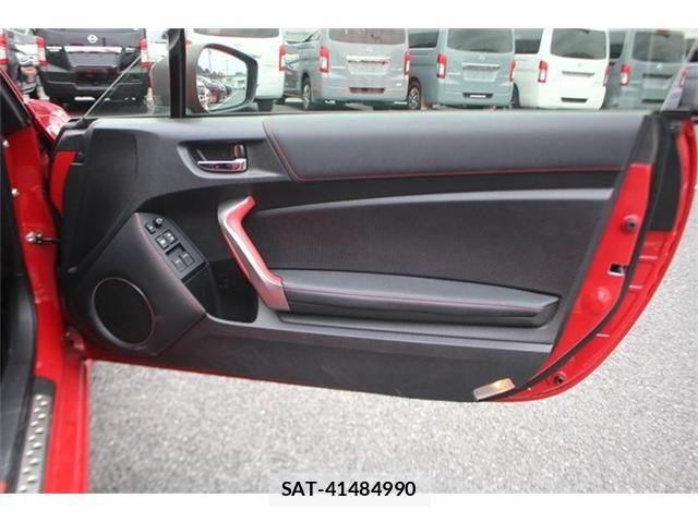 Toyota 86 2013-01 8244161-16