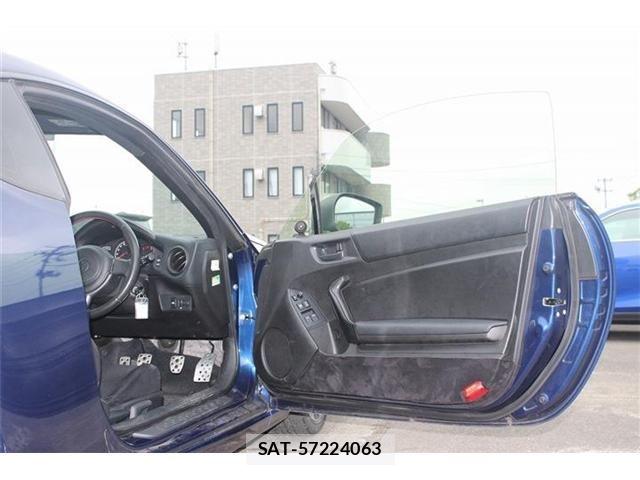 Toyota 86 2012-08 8244169-25