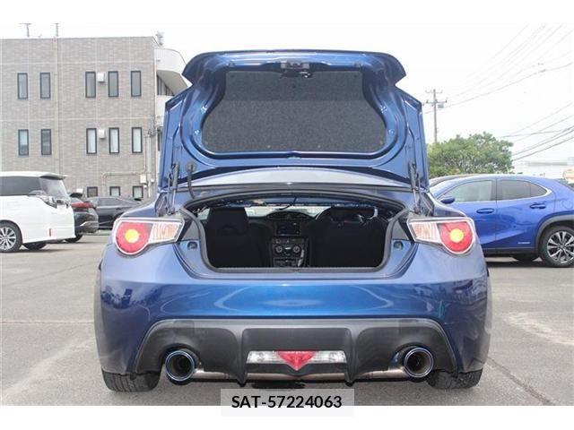 Toyota 86 2012-08 8244169-28