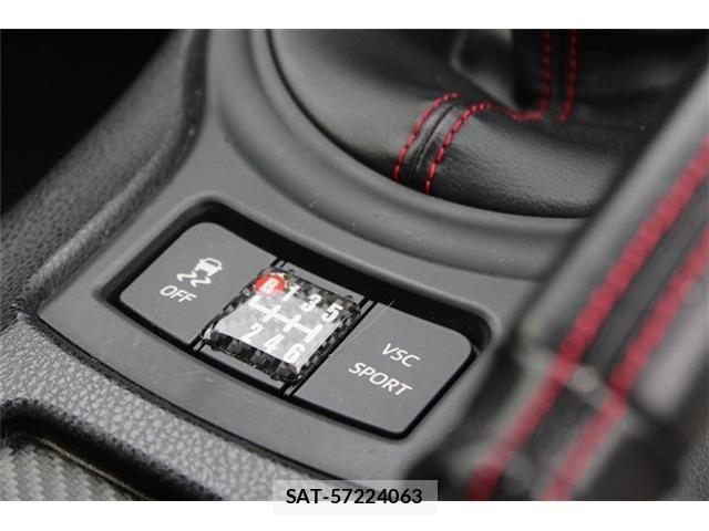 Toyota 86 2012-08 8244169-4