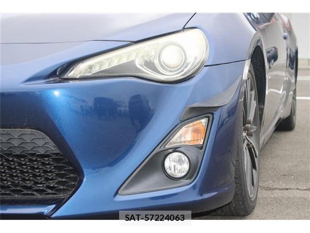 Toyota 86 2012-08 8244169-7