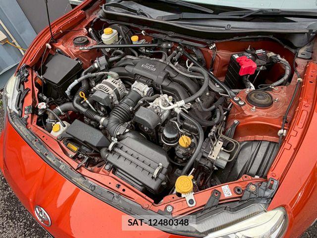 Toyota 86 2015-10 8311954-3