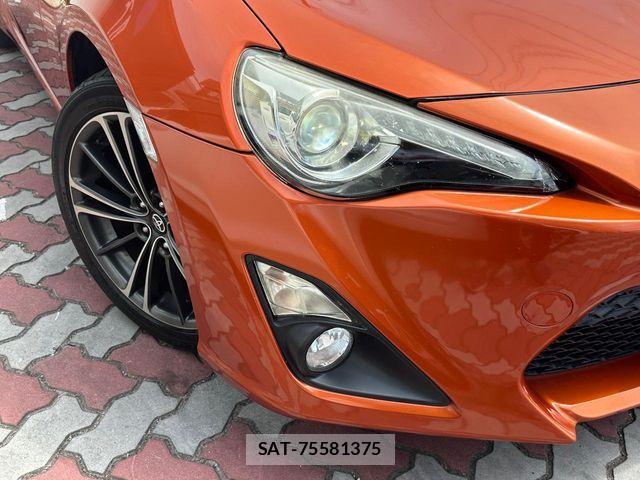 Toyota 86 2014-02 8311867-10