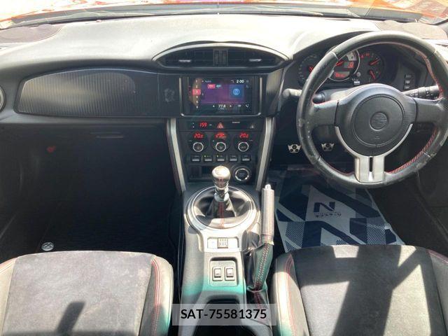 Toyota 86 2014-02 8311867-1