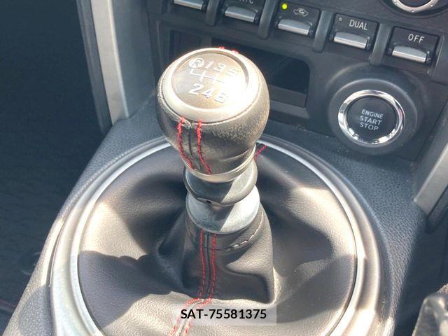 Toyota 86 2014-02 8311867-2