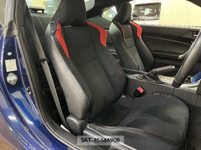 Toyota 86 2015-01 8311679-3