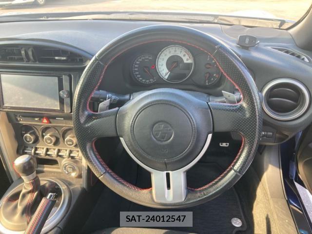 Toyota 86 2013-02 8312030-15