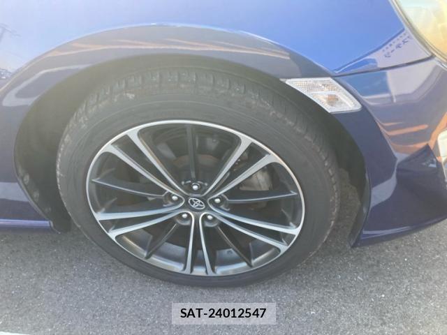 Toyota 86 2013-02 8312030-5