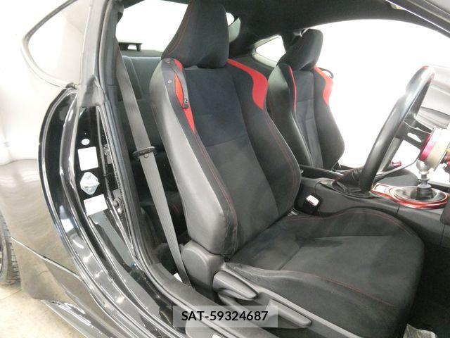 Toyota 86 2012-09 8334276-13