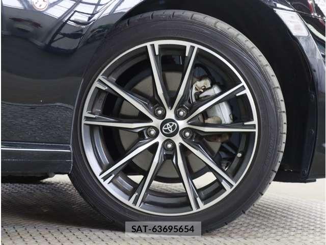 Toyota 86 2017-10 8334245-19