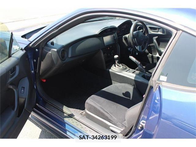 Toyota 86 2012-09 8334303-29
